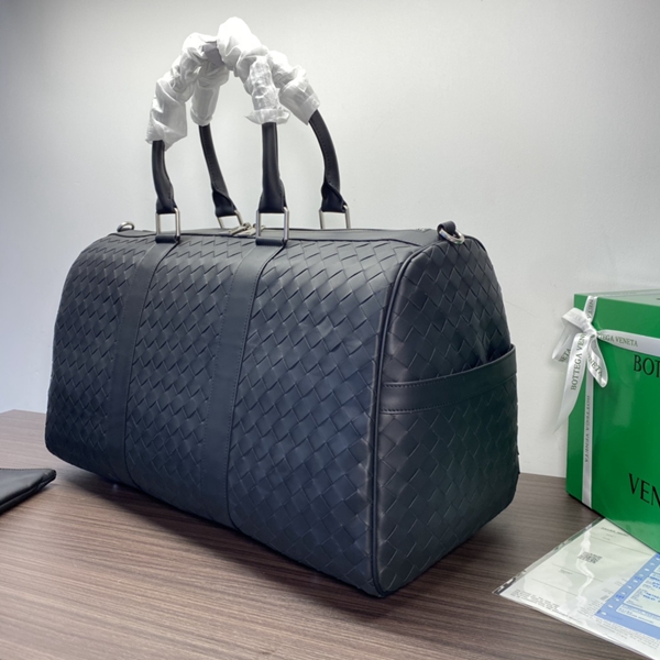 ボッテガヴェネタバッグ角部分ディテール